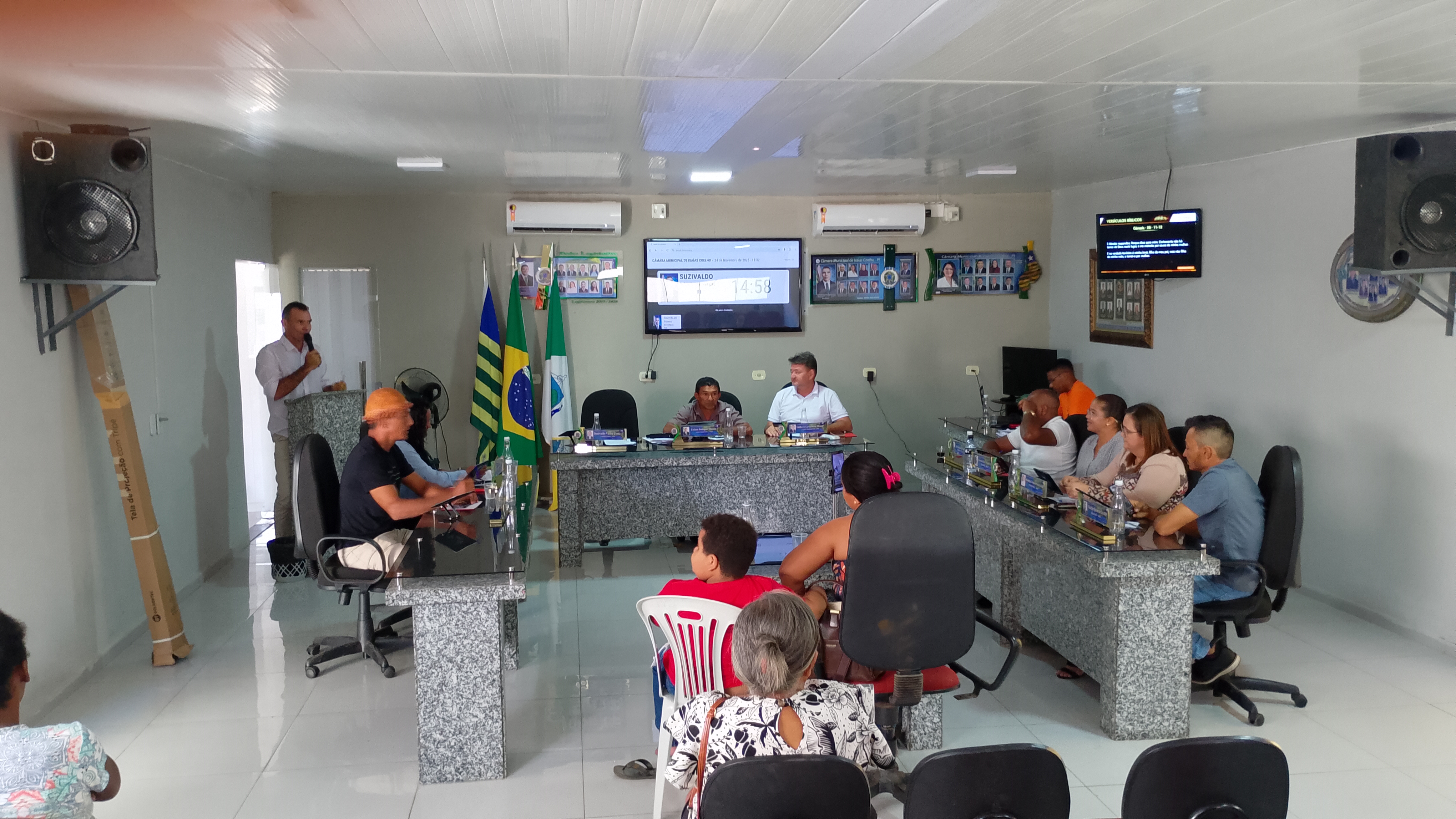 Última sessão do dia 24 de novembro de 2025